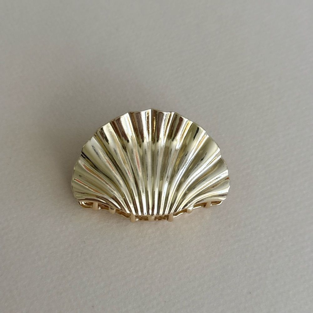 Anthropologie Gold Shell Hairclip